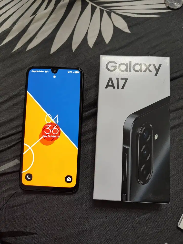 Samsung A17 4G 8/128 mulus fullset garansi panjang