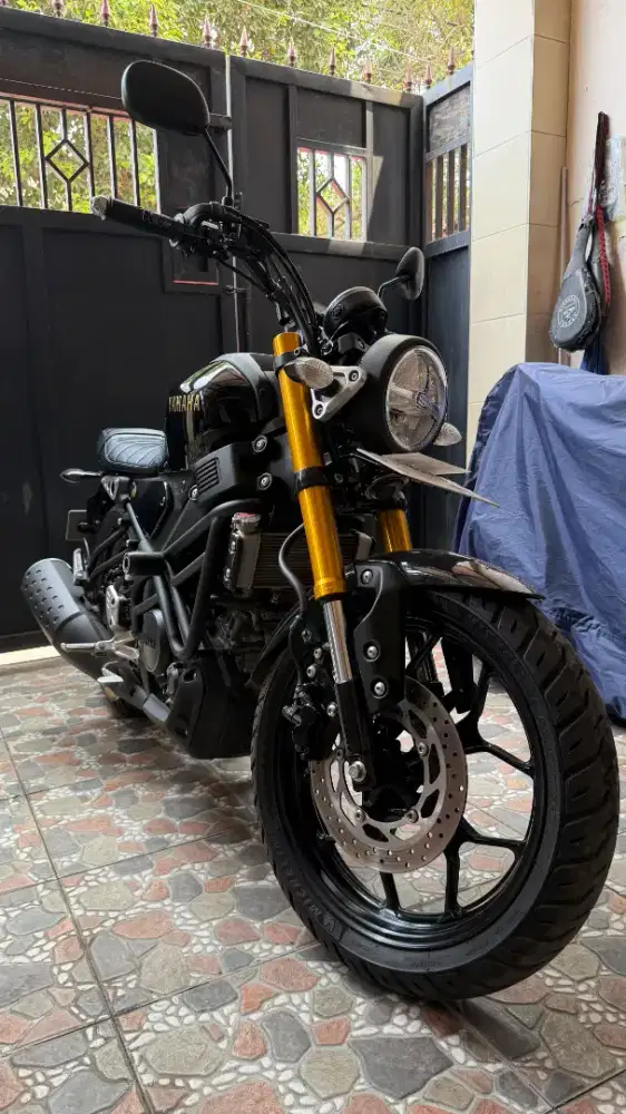 DIJUAL MOTOR YAMAHA XSR 155 VVA  KILOMETER 8 RBAN LIKE NEW 2025
