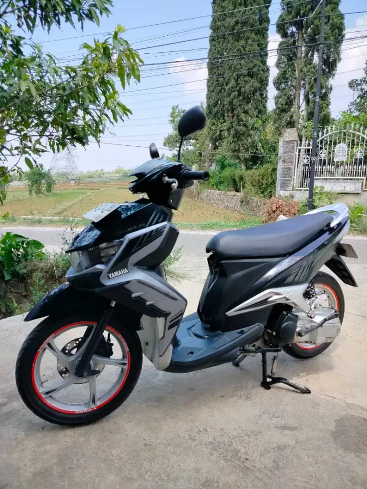 Xeon GT 125 injeksi thn 2014 surat2 lengkap pajak isi motor pribadi