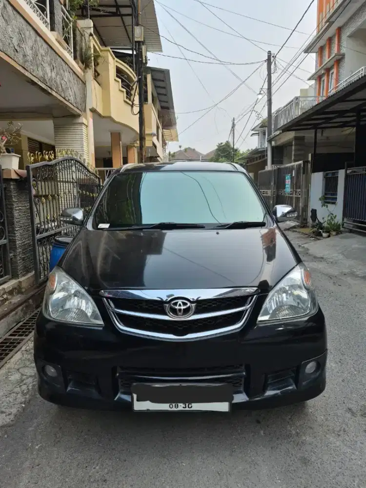 Toyota Avanza 2010 Bensin