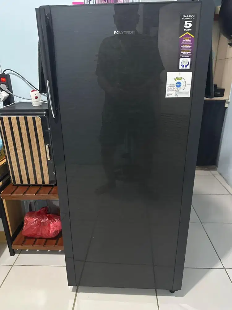 Dijual Kulkas Polytron 1 pintu