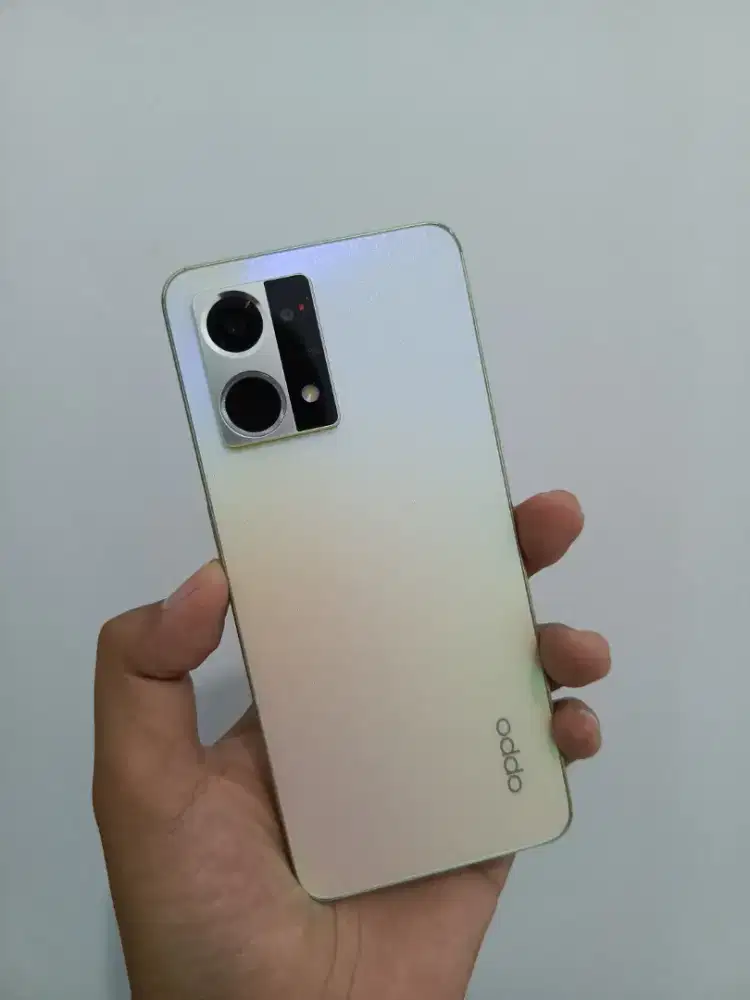 Oppo reno 8 8+8/256 resmi original batang hp aj