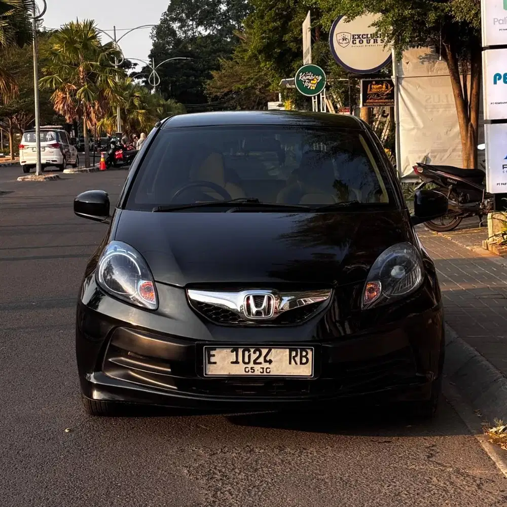 KM 73rb BRIO A 2015 MT