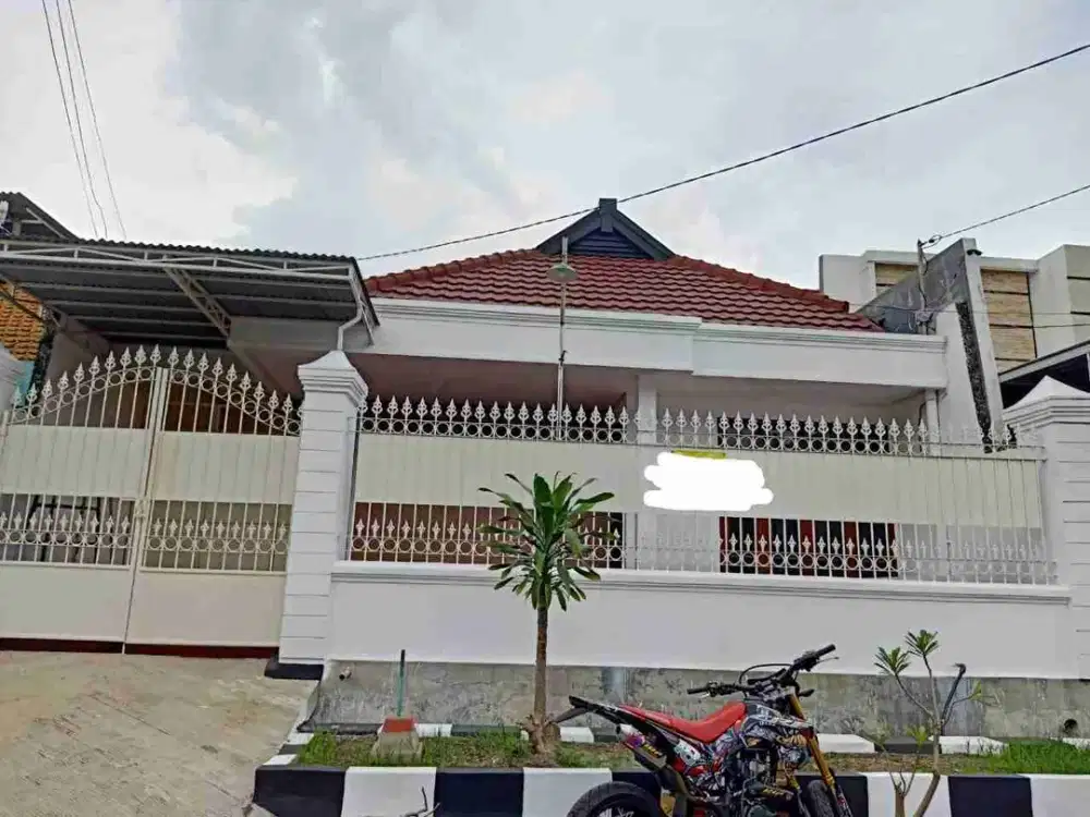 DISEWAKAN RMH SIAP HUNI , DKT TOL BANYU URIP ,DEKAT SEKOLAH GIKI