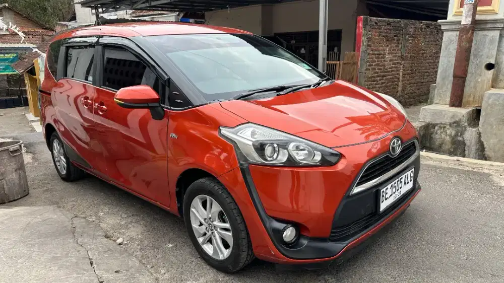 Toyota sienta G matic be kotamadya
