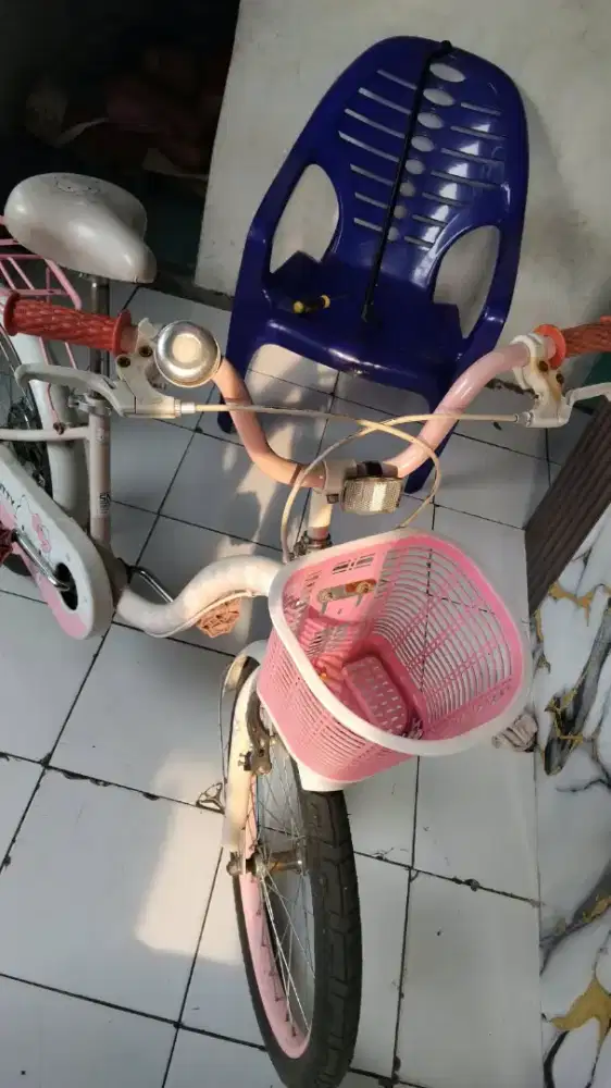 Sepeda anak cewe hellokity element