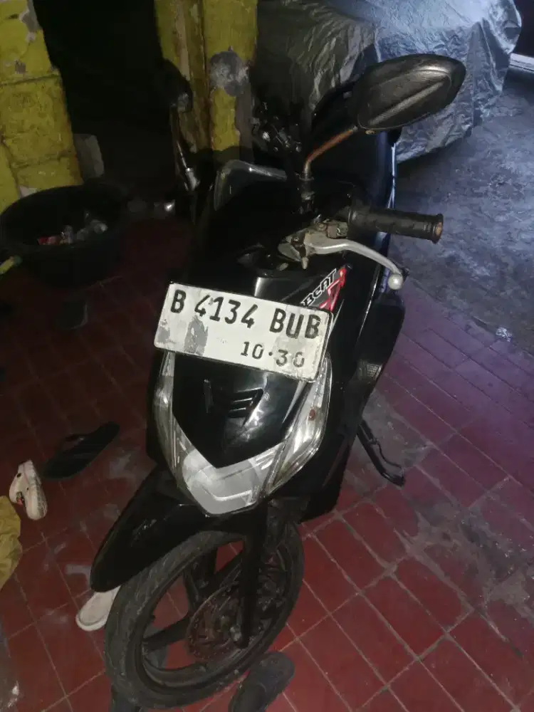 Honda beat karbu