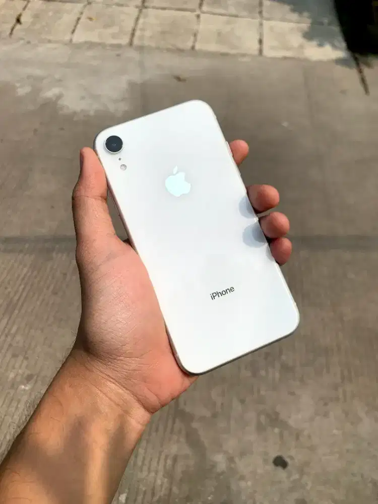 iPhone XR 64 GB white ex inter