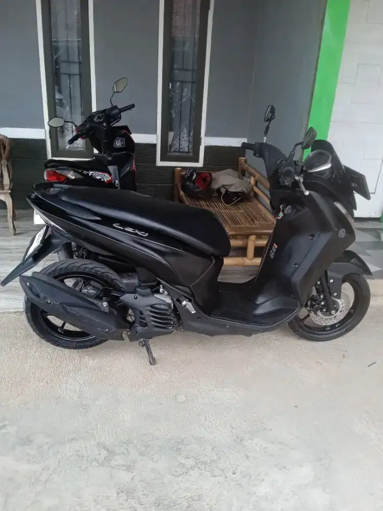 JUAL : YAMAHA LEXI F1 TIPE CBS ISS IDLING STOP TAUN 2019