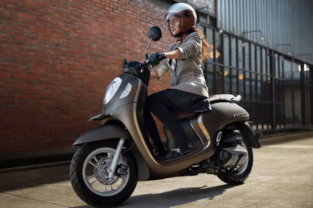 Dijual Motor Matic Honda Scoopy Stylist Original Brown Coklat Terawat
