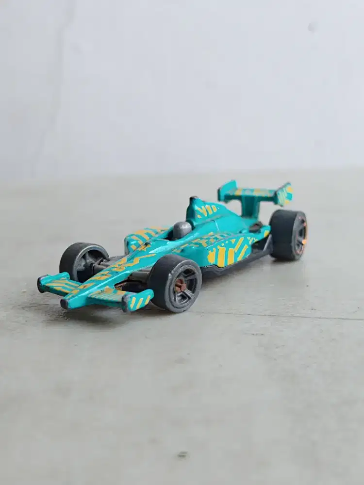Hot Wheels Indy 500 Oval Speed Blur Hijau Loose Diecast Mainan JUNK