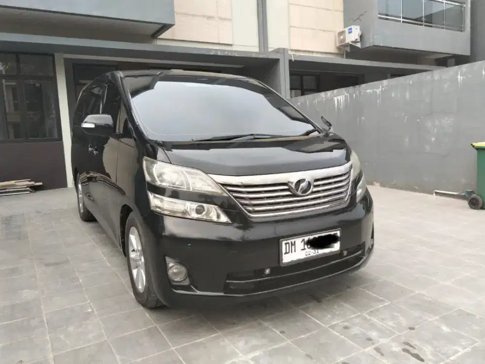 Toyota Vellfire tipe v