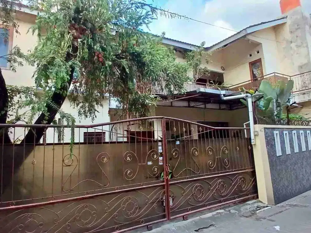 Dijual cepat Tanah bonus bangunan di kawasan bisnis Ring satu kampus UPN dan STIE YKPN Seturan