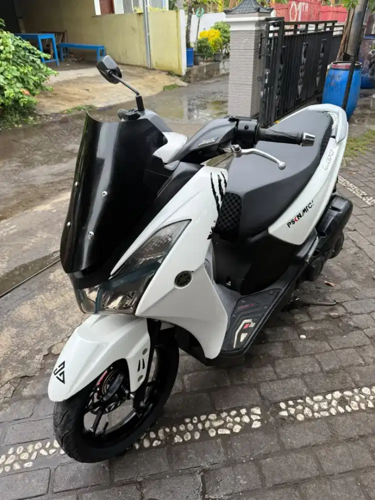 Yamaha Lexi THN 2018 plat F Bogor