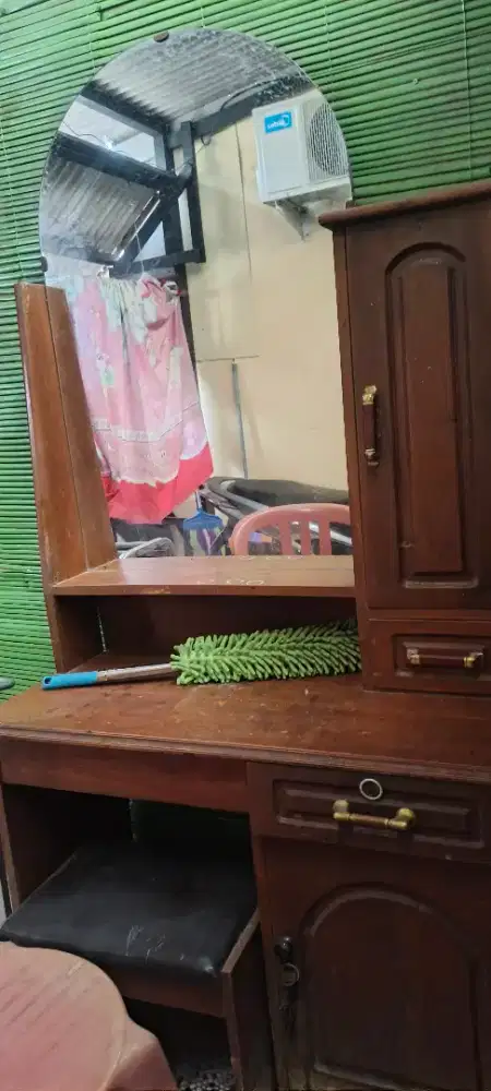 Meja rias jati lama