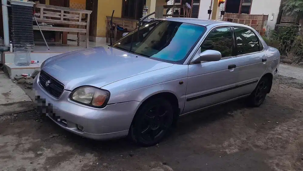 Suzuki Baleno 2001 Bensin