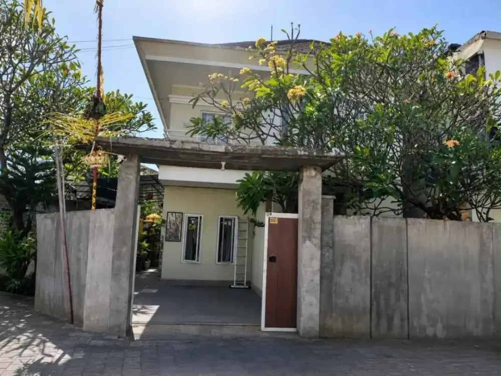 DI JUAL RUMAH MODERN DI AREA JALAN GUNUNG GEDE MAHENDRADATA, BALI