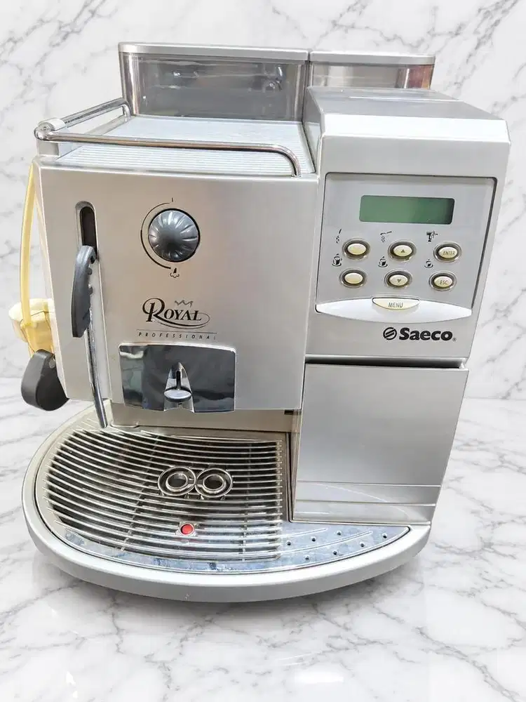 Dijual! Mesin Kopi Espresso Otomatis Saeco Royal Professional Bekas