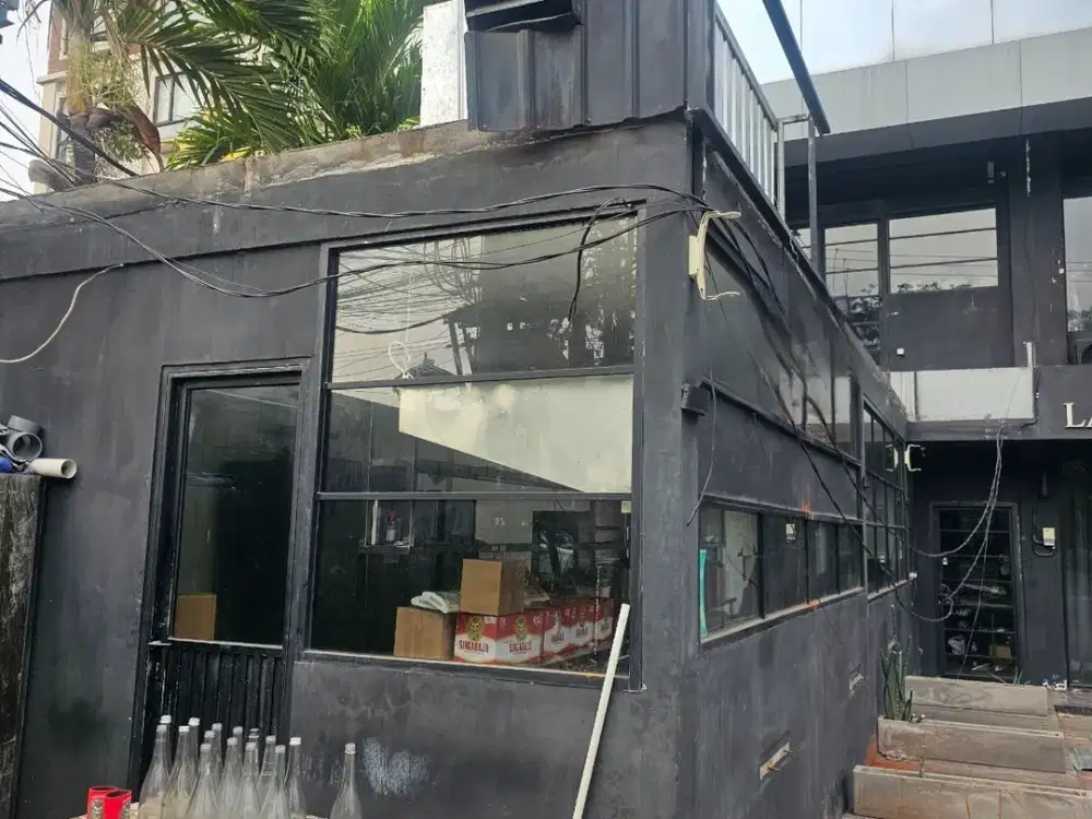 Ruko Ex Resto 2 Lantai Disewakan di Jalan Utama Sunset Road Kuta