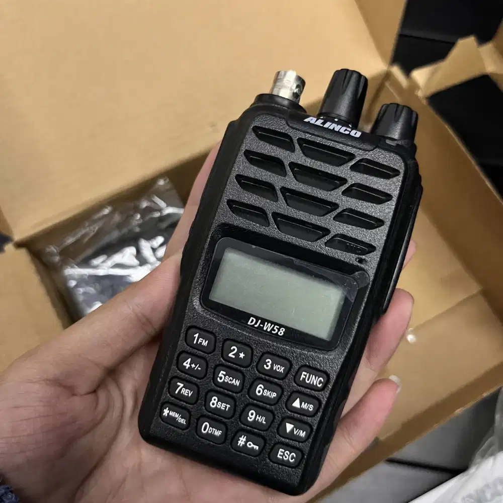 ALINCO DJ-W58 Handy Talky HT Dual Band VHF UHF Bekas