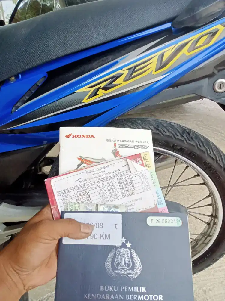 Revo kecil 2008