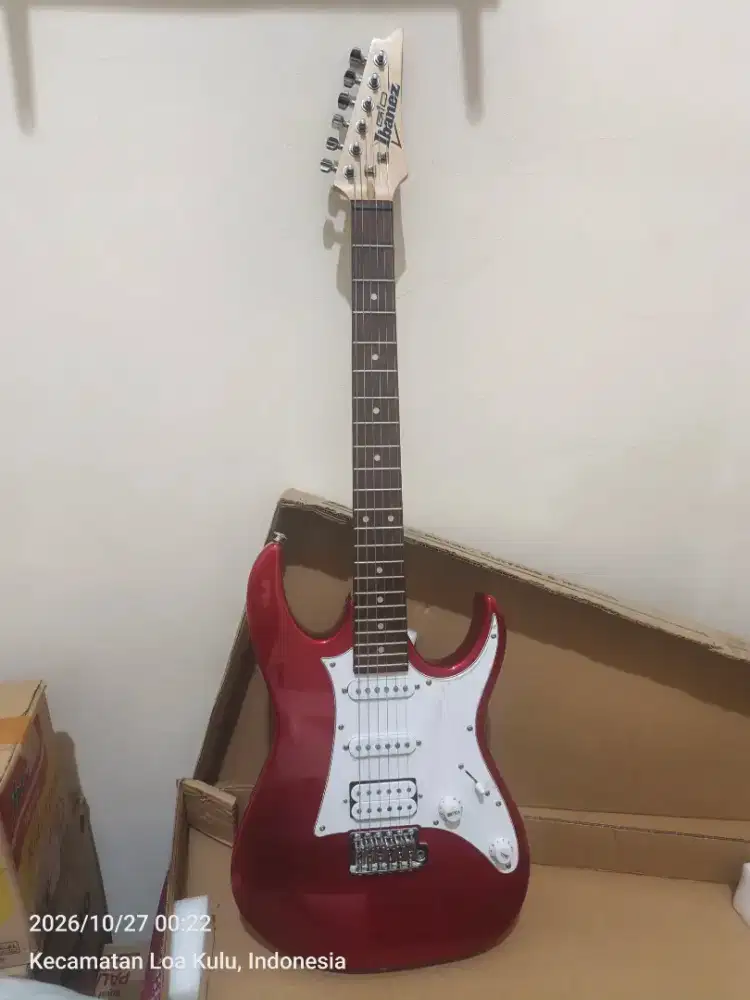 Dijual Cepat Gitar Listrik Ibanez GRX40 + Tas, Kabel Jack, dan Capo