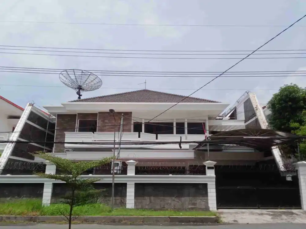 Rumah Satelit Utara Siap Huni Selangkah ke Raya Sukomanunggal. Surabaya Barat.