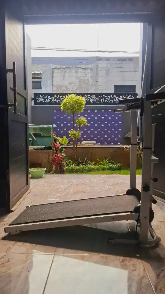Dijual alat olahraga treadmill