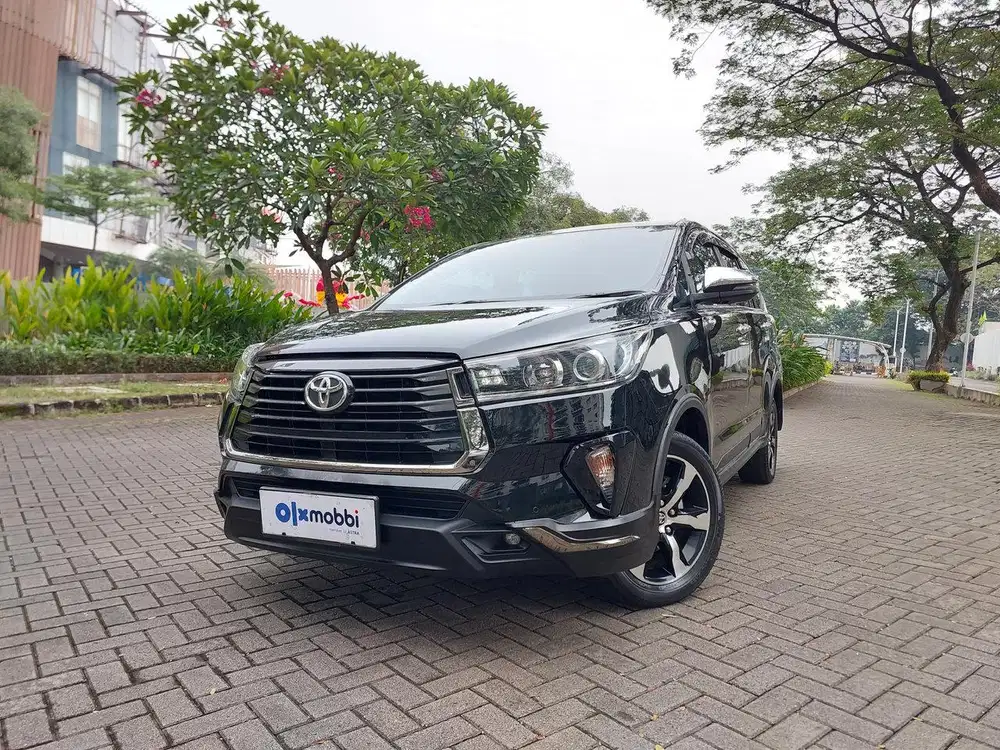 Angs Murah Toyota Kijang Innova 2.4 Venturer Solar-AT 2022 Hitam CPOUB