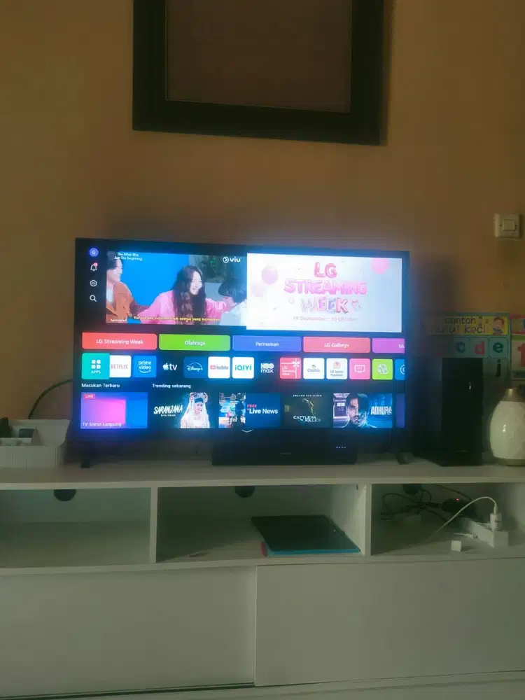 Jual Smart TV 43 inch merk LG 43UA7550PSA