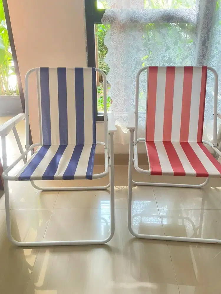 Kursi teras Soleil Azko bisa di lipat