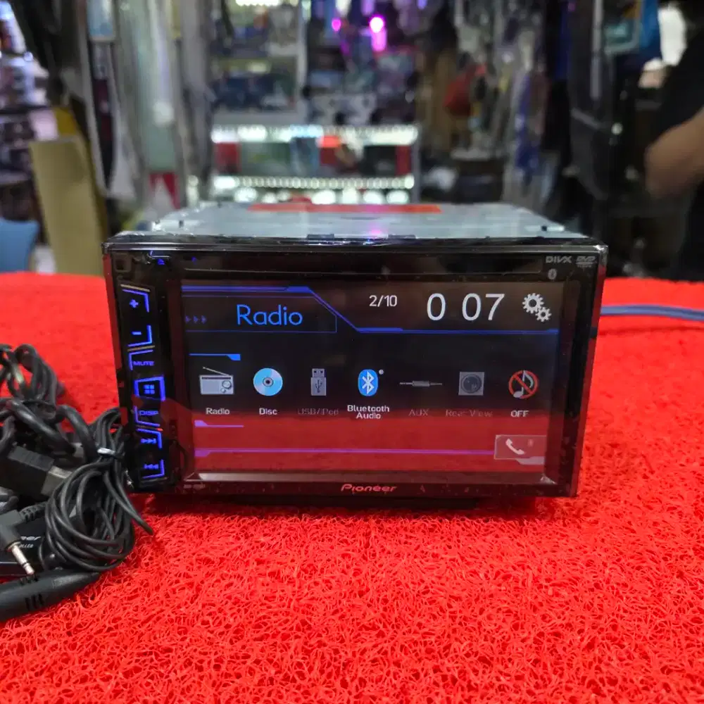 Head Unit Pioneer AVH-295BT Bluetooth USB CD Aux Radio FM AM