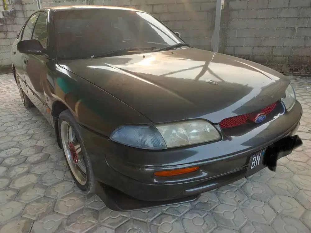 Dijual Sedan Ford TX 5