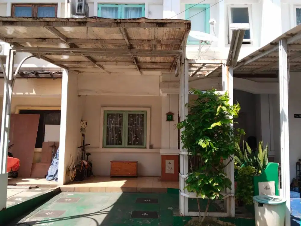 Dijual rumah di Puri Beta 1. 5 menit ke Halte Transjakarta Puri Beta 1