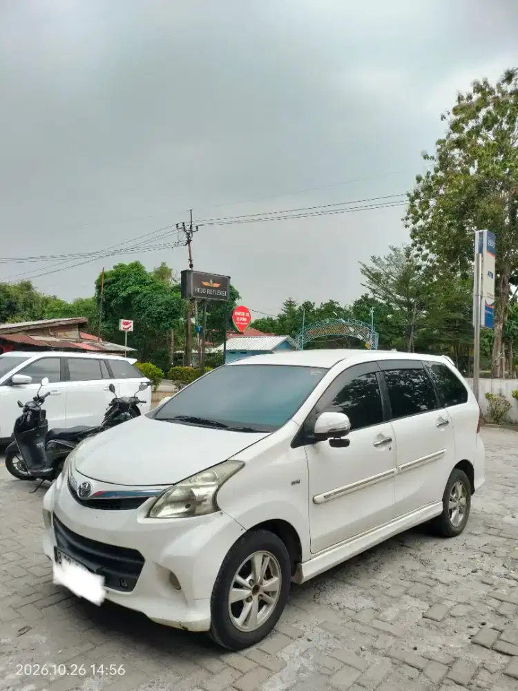 Toyota Avanza 1.5 Veloz 2013 double airbag