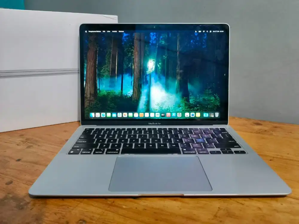 Macbook Air 2020 M1 MGN93X/A RAM 8GB SSD 256GB Silver Fullset