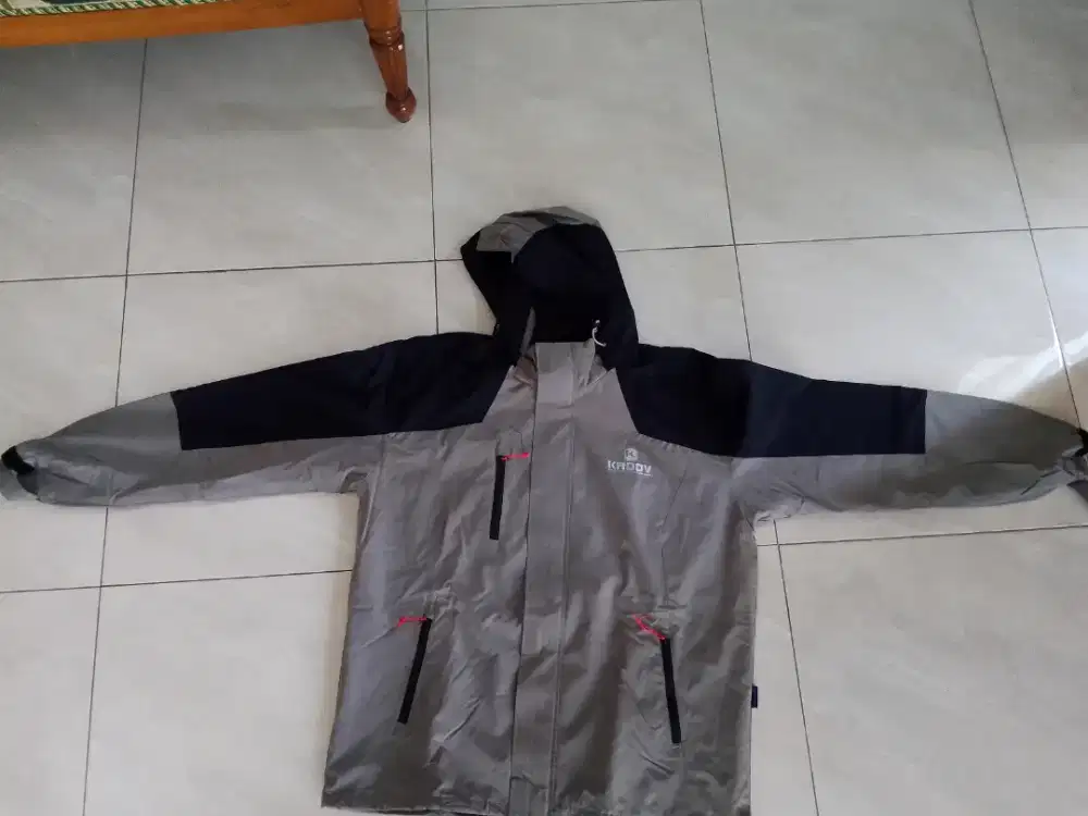 jaket outdoor kroov
