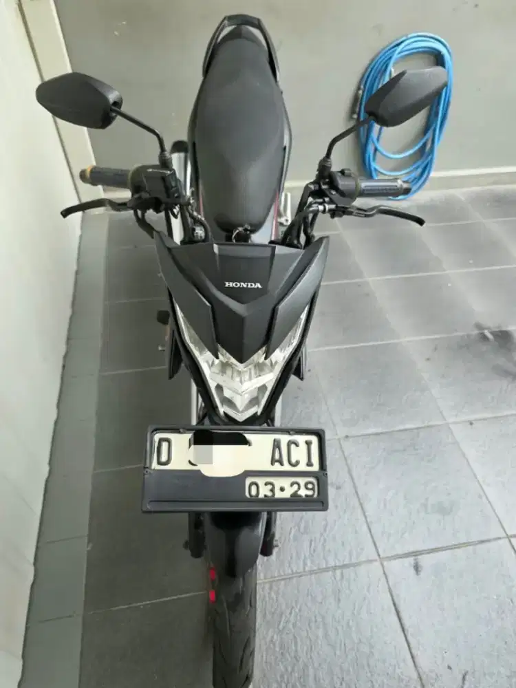 Sonic 150 R Mulus terawat kilometer rendah