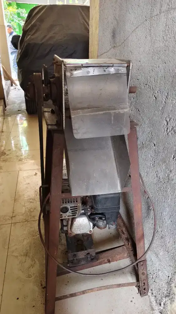 MESIN KELAPA PARUT