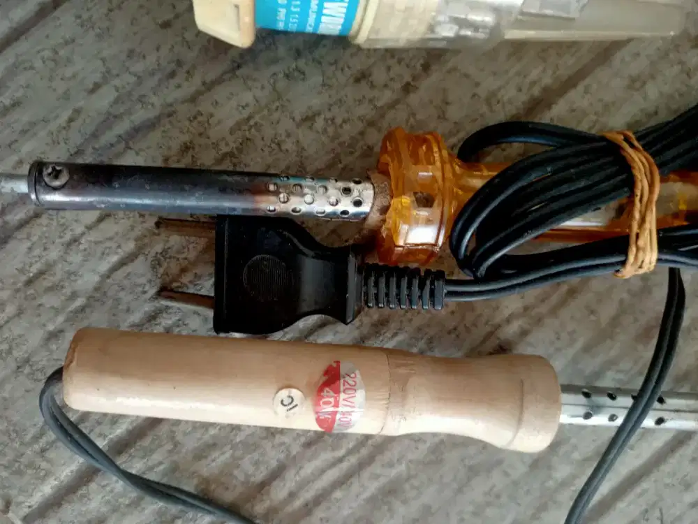 Solder + obeng + gembok alrm
