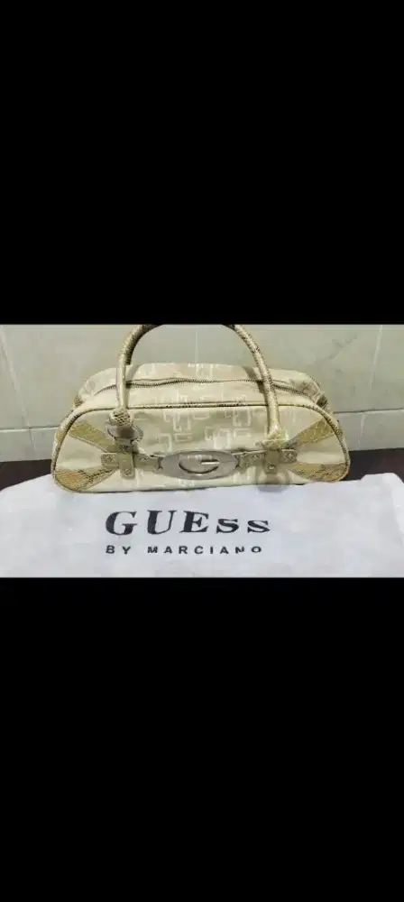 Prelove tas vintage guess