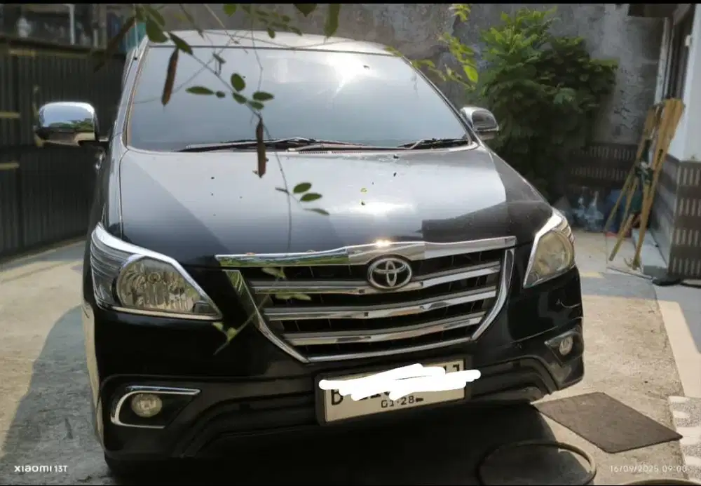 toyota kijang innova 2015 2.0 G Bensin-MT