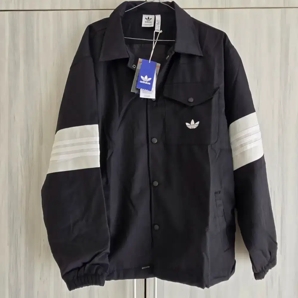 Adidas Coach Jacket unisex size XL