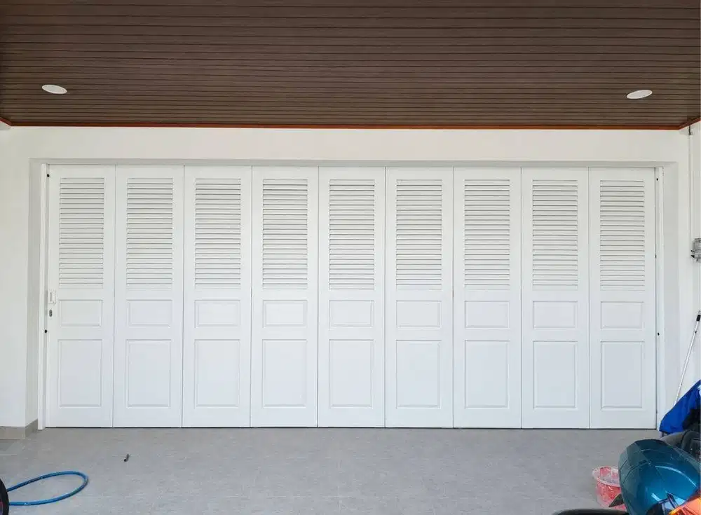 Pintu Henderson Custom Sesuai Ukuran Garasi