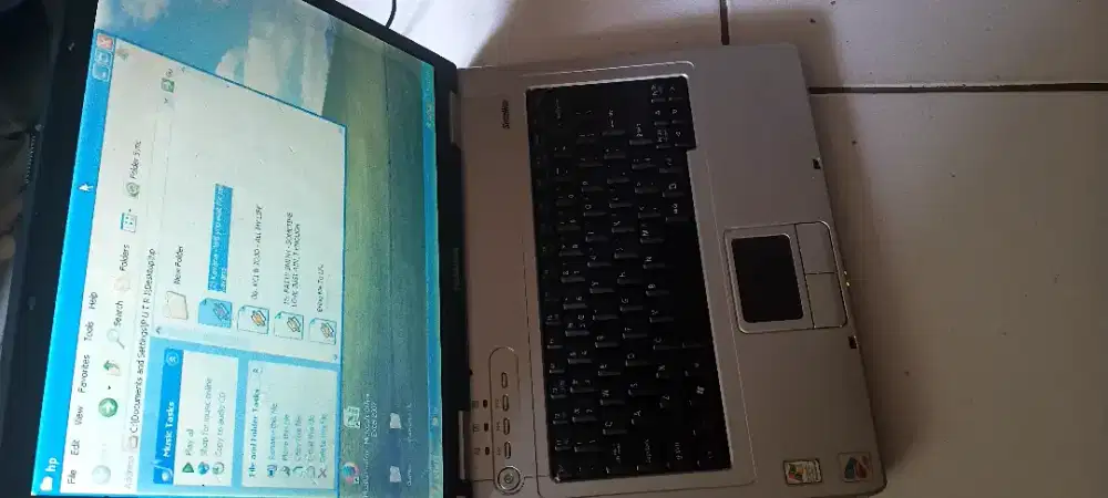 Toshiba satelite L20 hidup laptol.jadul