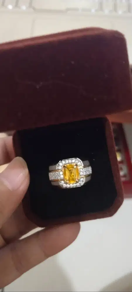 Cincin Natural Yellow Sapphire