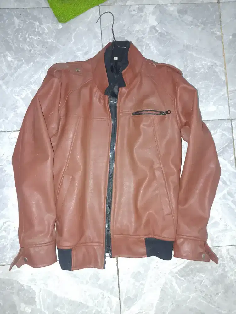 Jaket kulit size s