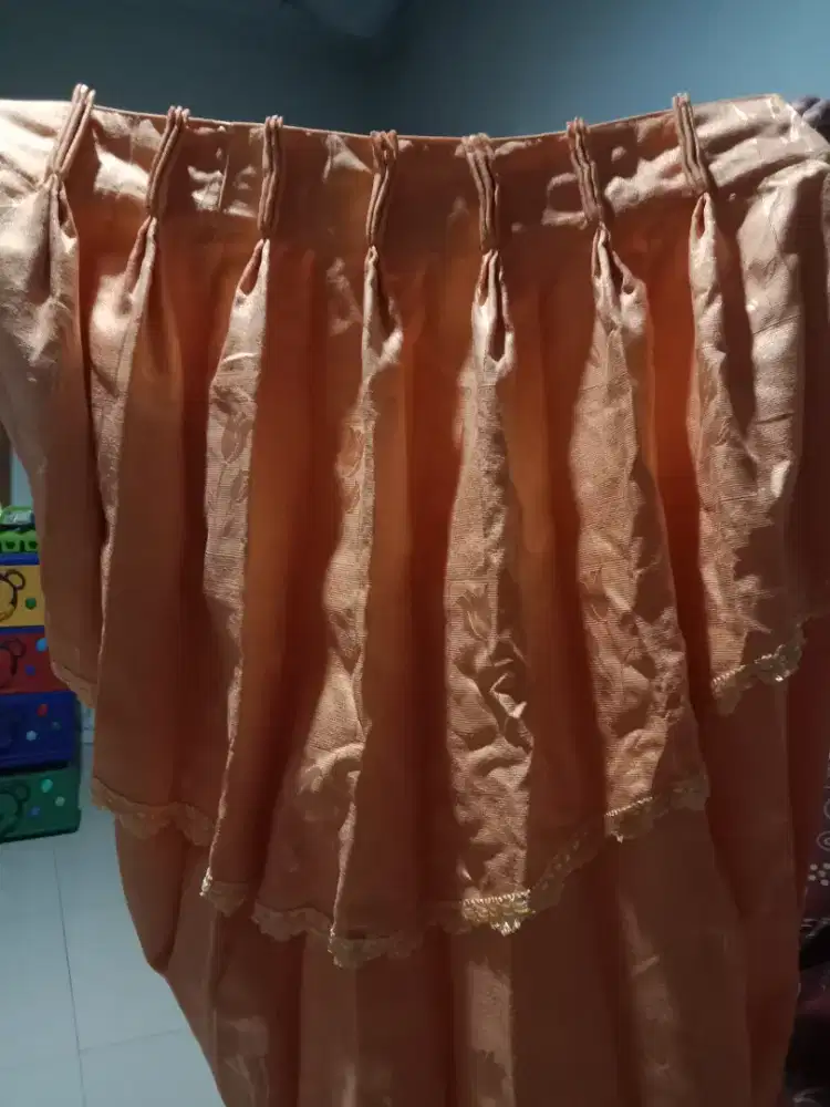 2 Gorden pintu warna Orange