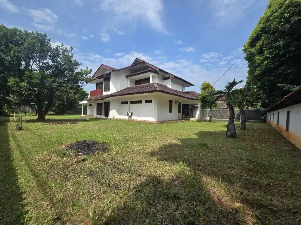 Dijual/disewakan rumah istimewa bisa utk ware house dll