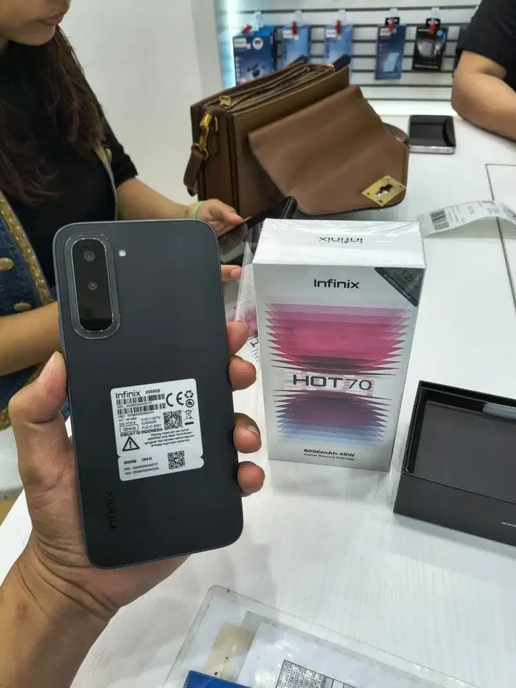 NEW INFINIK HOT 70 RAM 4+4/128